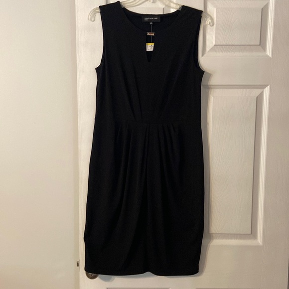 Jones New York Dresses & Skirts - Jones New York Dress so beautiful size M brand new with tags length 37”